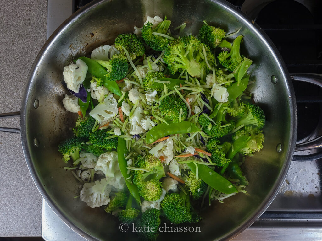 Beef Stir Fry with Cauliflower and Broccoli
